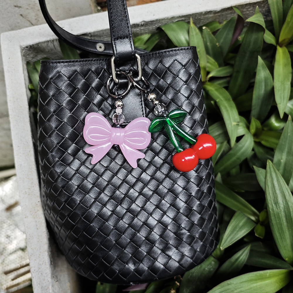 HERLOOK Big Cherry Bag Charm s - Phone Accessories For Teens recensie en prijs