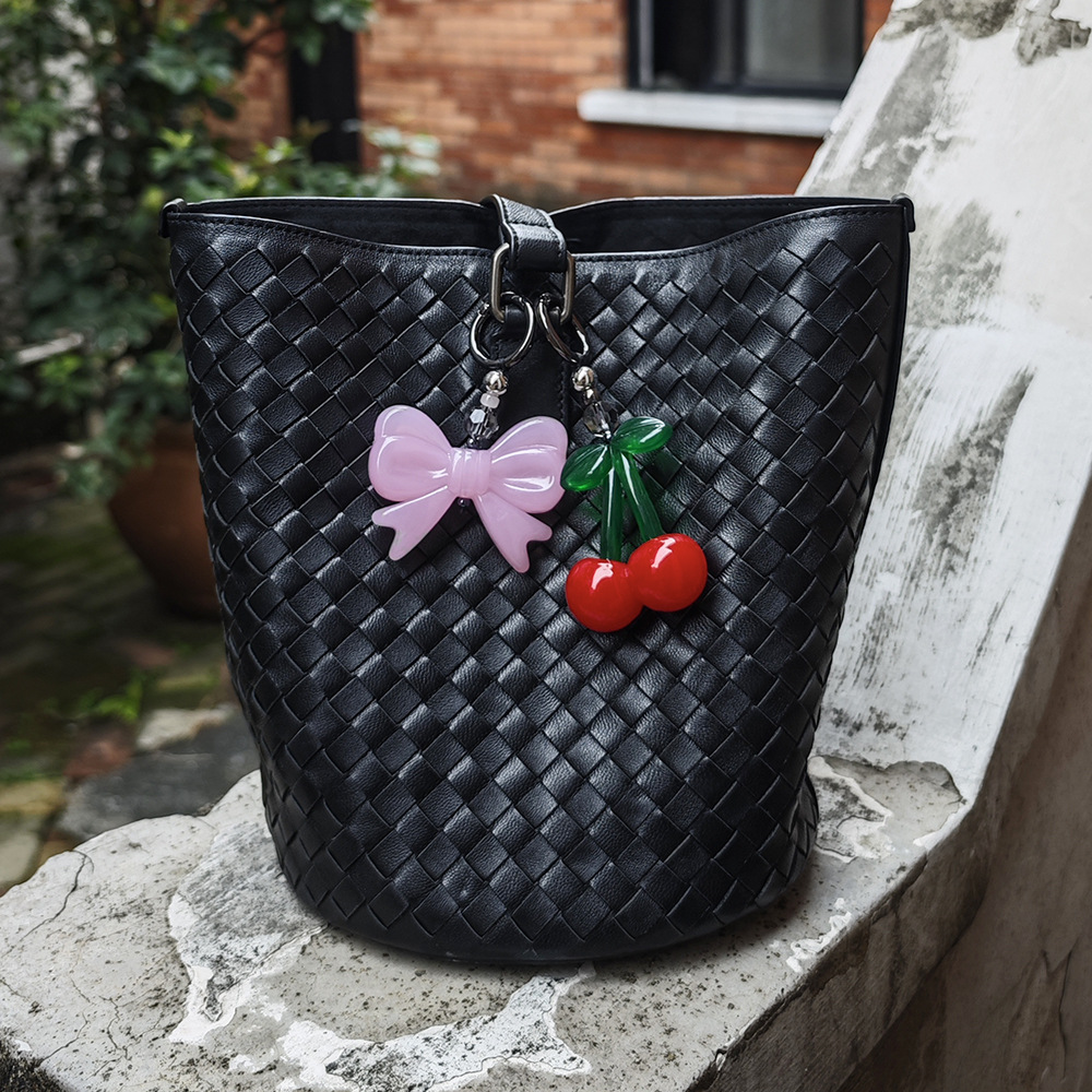 HERLOOK Big Cherry Bag Charm s - Phone Accessories For Teens recensie en prijs